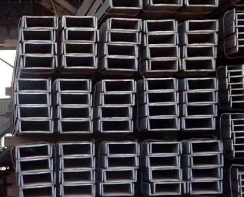 ���н���װ���ò۸�